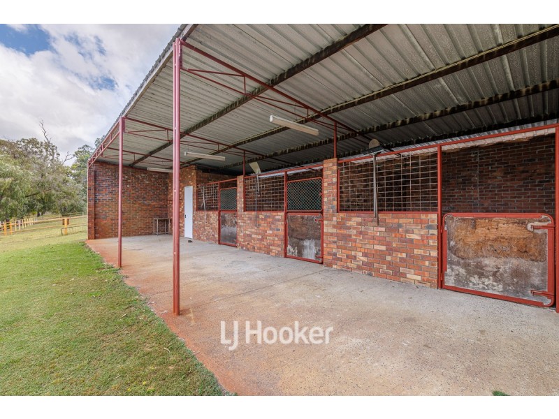 62 Quambi Drive, Stratham WA 6237