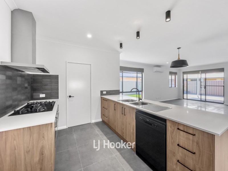 9 Galah Way, Australind WA 6233