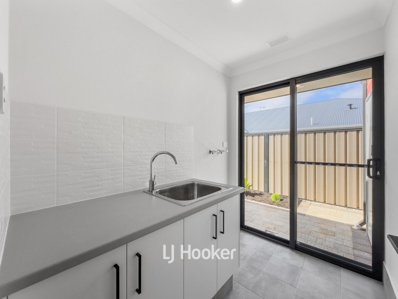 9 Galah Way, Australind WA 6233