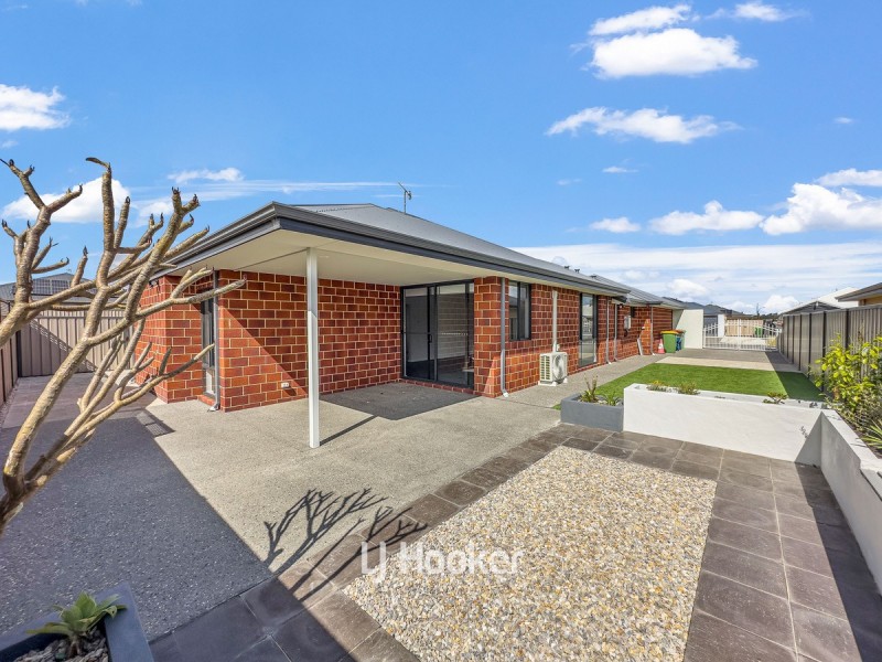 9 Galah Way, Australind WA 6233