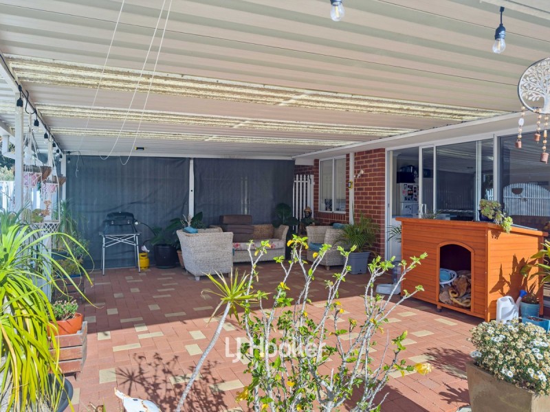 72 Somerville Drive, College Grove WA 6230