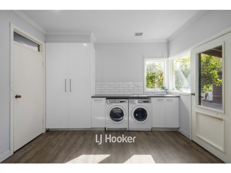 4 Waratah Crescent, South Bunbury WA 6230