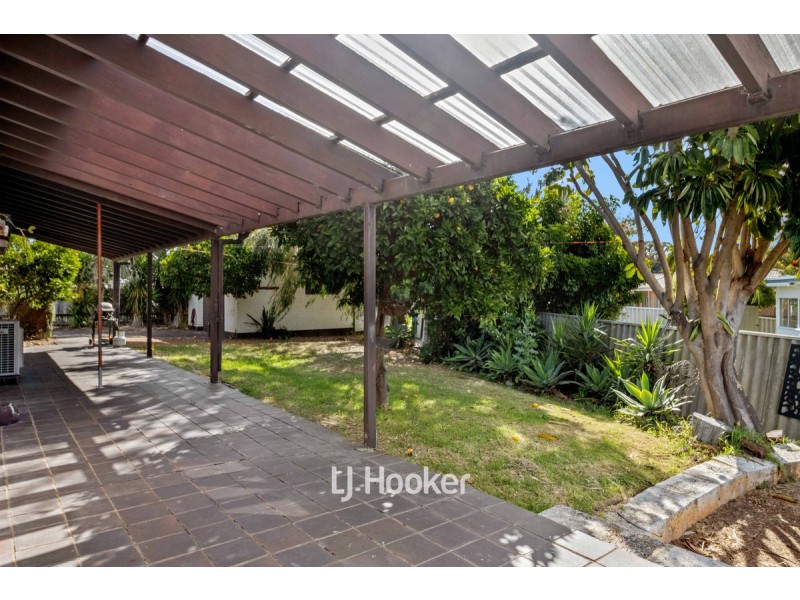 4 Waratah Crescent, South Bunbury WA 6230