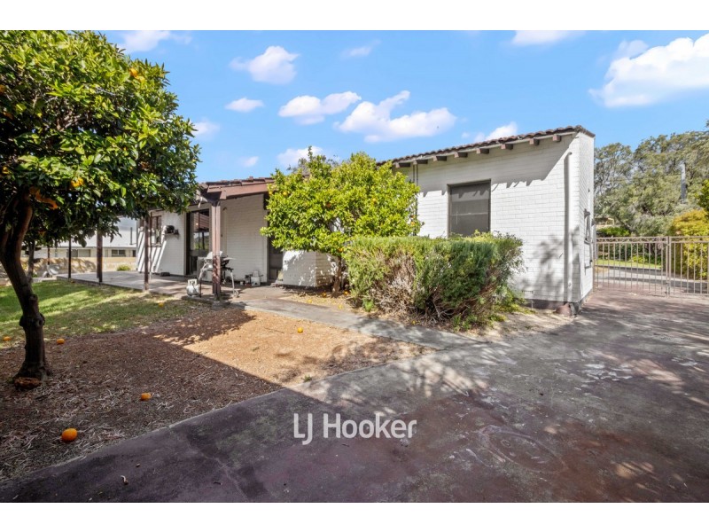 4 Waratah Crescent, South Bunbury WA 6230