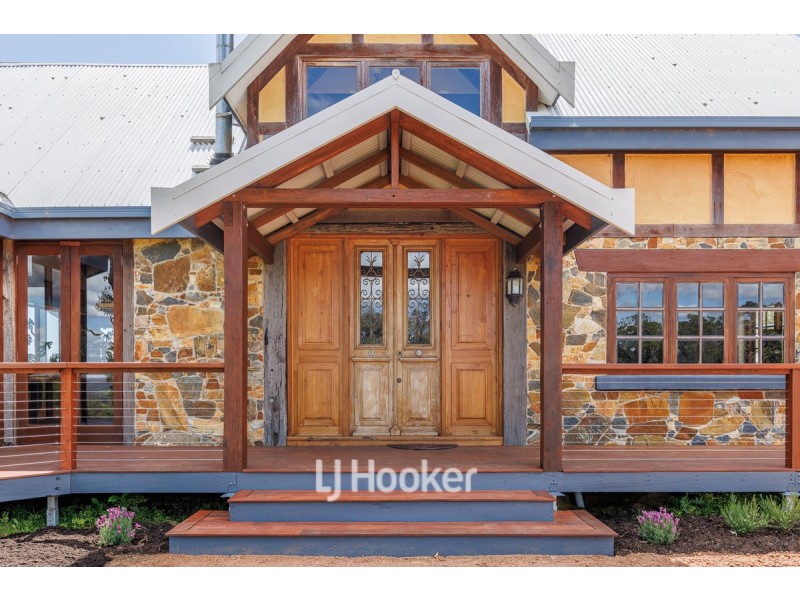 135 Greenwood Heights, Ferguson WA 6236