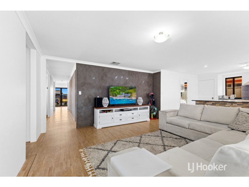 73 The Boulevard, Australind WA 6233