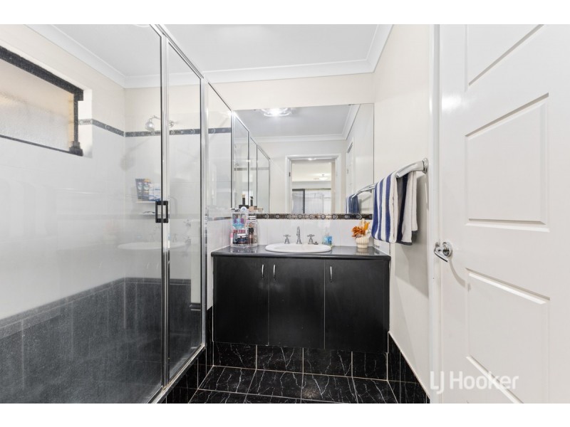 73 The Boulevard, Australind WA 6233