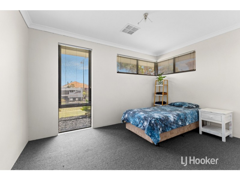 73 The Boulevard, Australind WA 6233