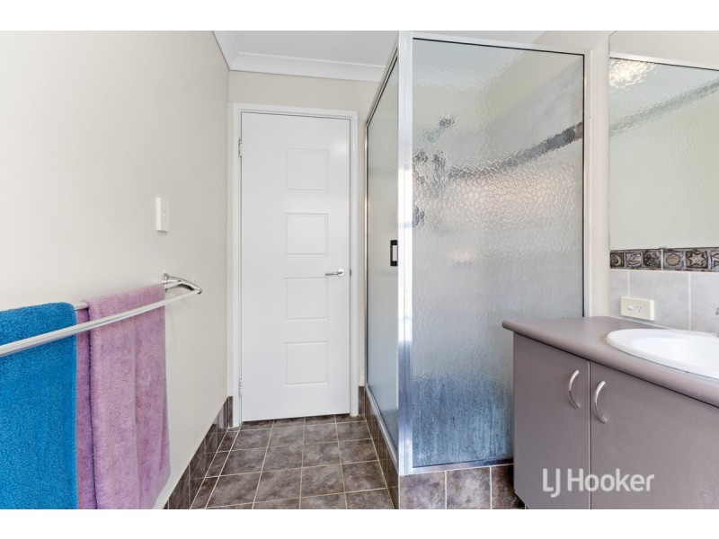 73 The Boulevard, Australind WA 6233