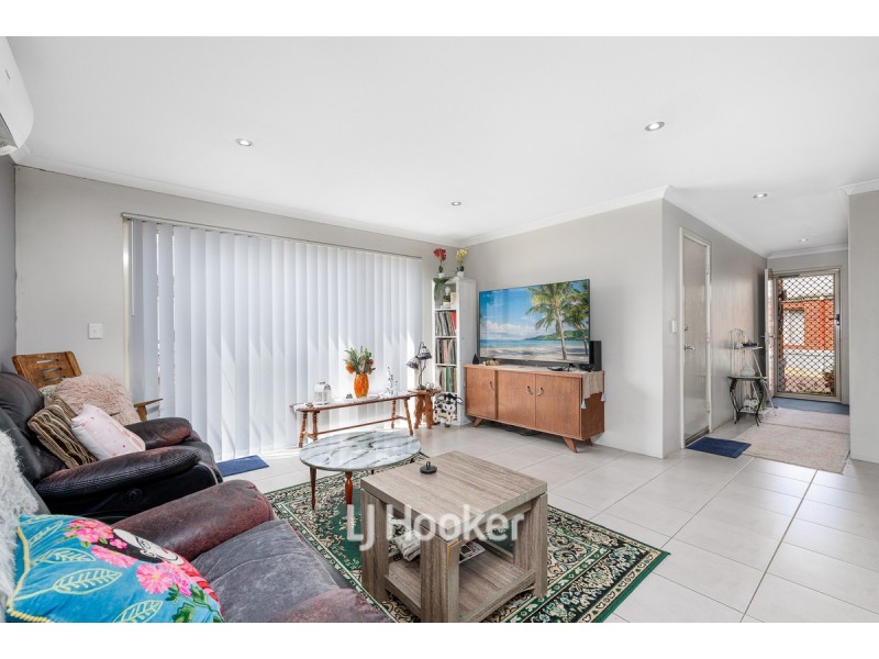 6/204 Clarke Street East, Carey Park WA 6230