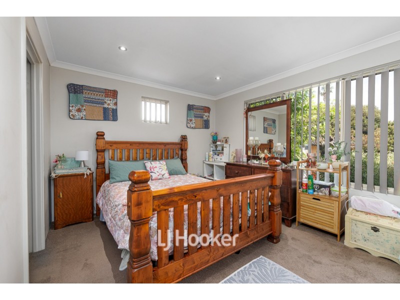 6/204 Clarke Street East, Carey Park WA 6230