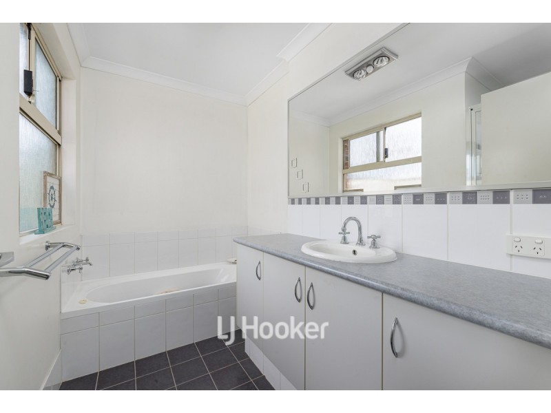 6/204 Clarke Street East, Carey Park WA 6230