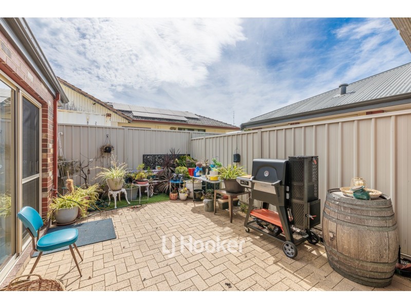 6/204 Clarke Street East, Carey Park WA 6230