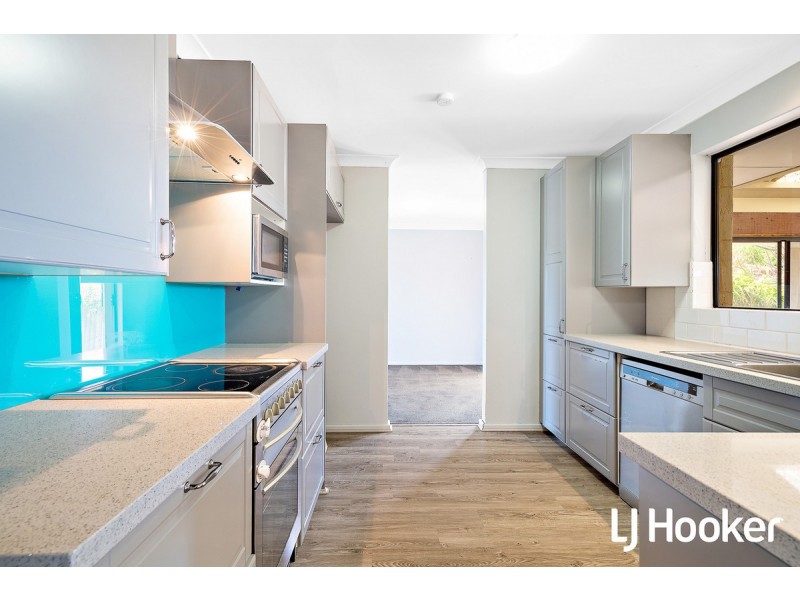 25 Weston Way, Kardinya WA 6163