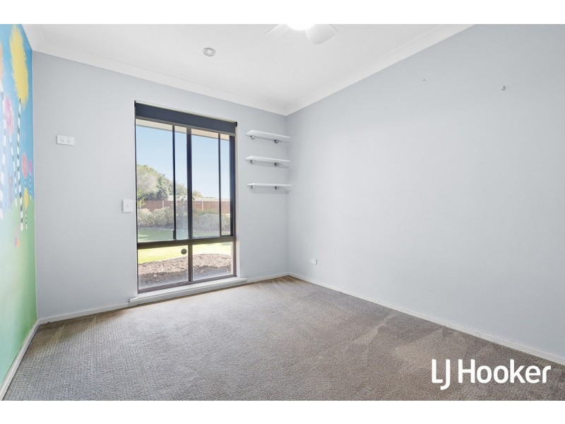 25 Weston Way, Kardinya WA 6163