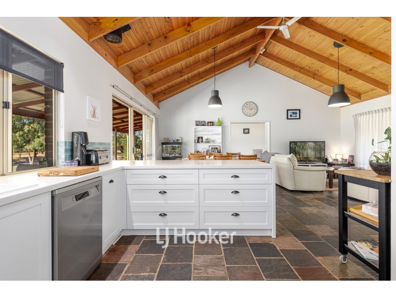 155 Harold Douglas Drive, Dardanup West WA 6236