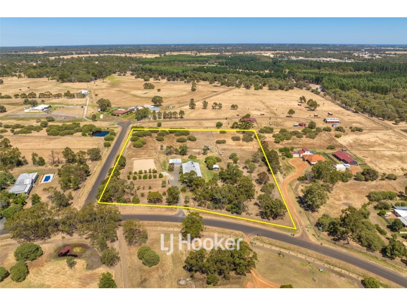 155 Harold Douglas Drive, Dardanup West WA 6236