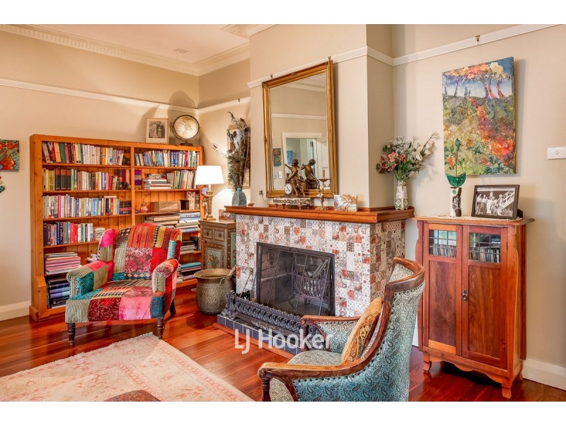 4 Karri Street, Bunbury WA 6230