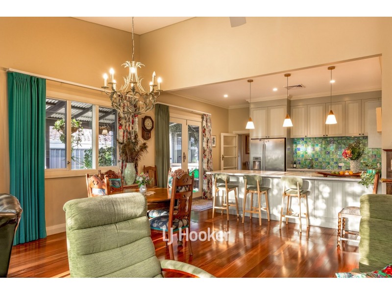 4 Karri Street, Bunbury WA 6230