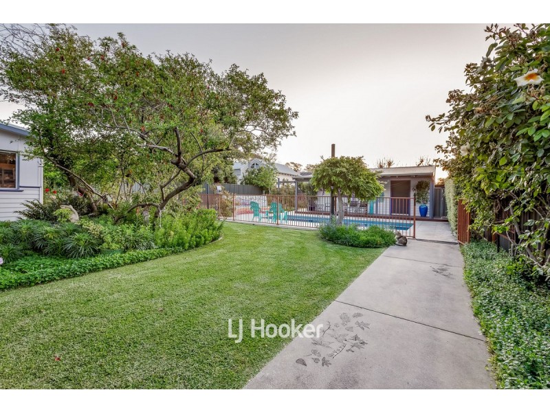 4 Karri Street, Bunbury WA 6230