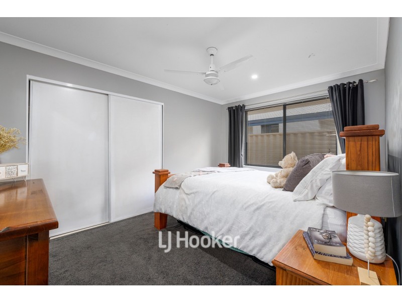 15 Melba Way, Dalyellup WA 6230