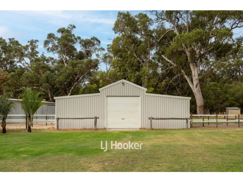 134 Mangles Road, Stirling Estate WA 6271