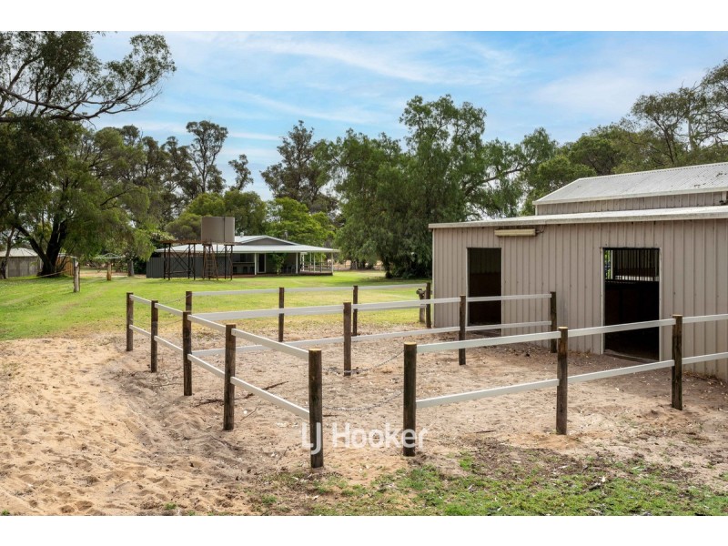 134 Mangles Road, Stirling Estate WA 6271
