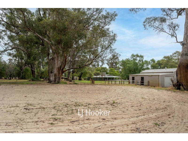 134 Mangles Road, Stirling Estate WA 6271