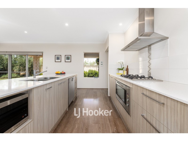 19 Eclipse Bend, Dalyellup WA 6230