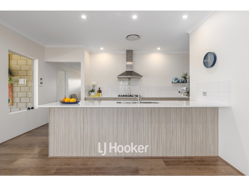 19 Eclipse Bend, Dalyellup WA 6230