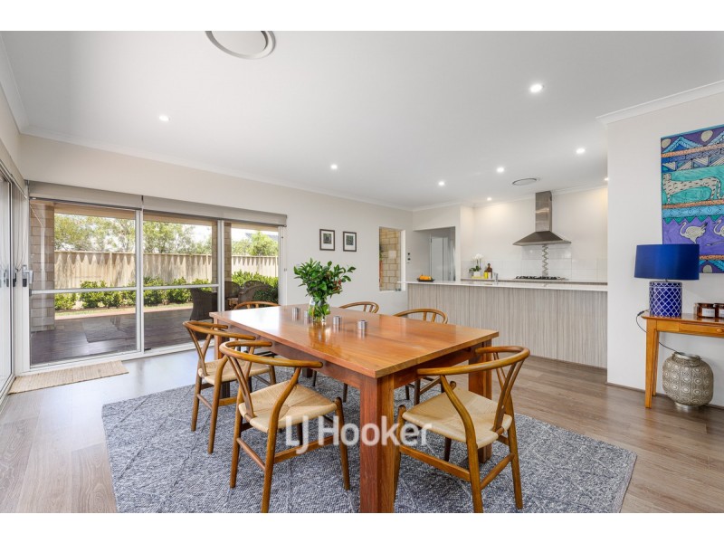 19 Eclipse Bend, Dalyellup WA 6230