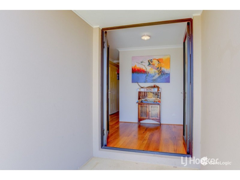 74 Santons Approach, Yalyalup WA 6280