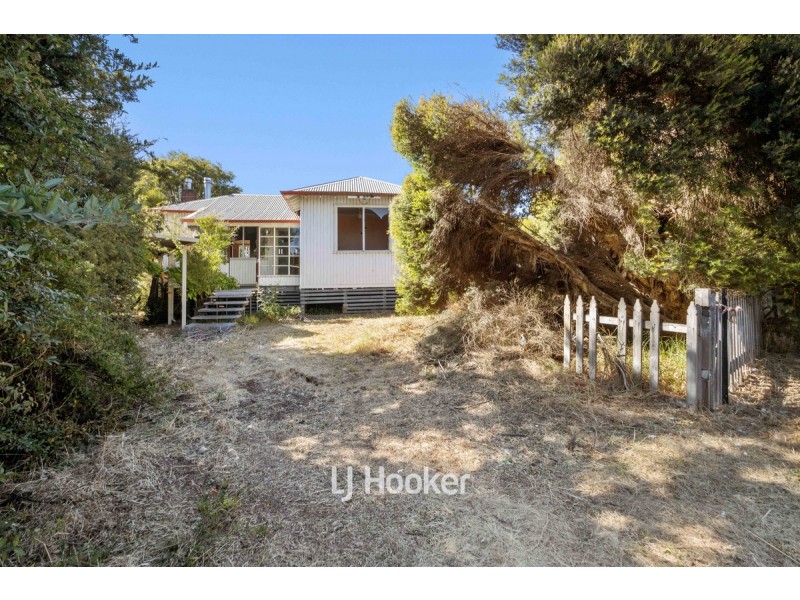 11 Benwell Place, Collie WA 6225