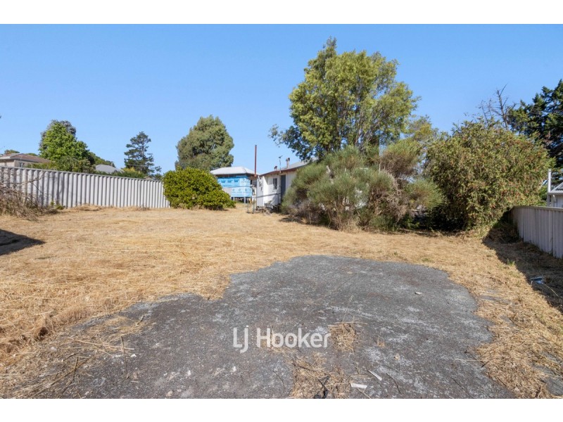 11 Benwell Place, Collie WA 6225