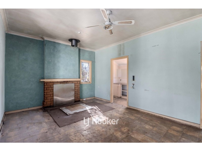 11 Benwell Place, Collie WA 6225