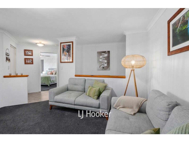 8 Avon Gardens, Millbridge WA 6232