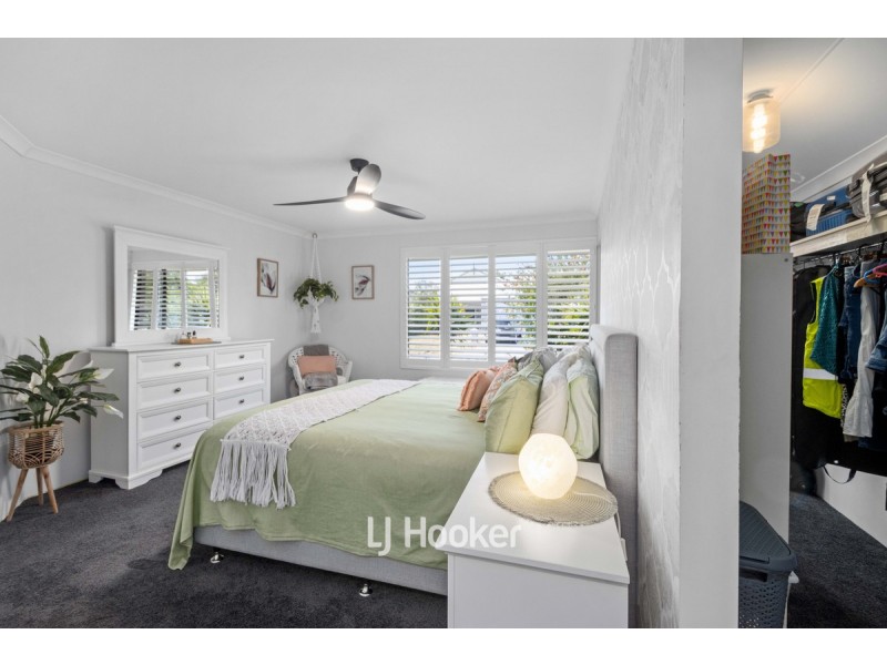 8 Avon Gardens, Millbridge WA 6232