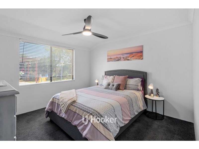 8 Avon Gardens, Millbridge WA 6232