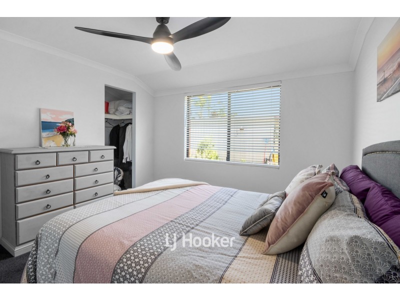 8 Avon Gardens, Millbridge WA 6232