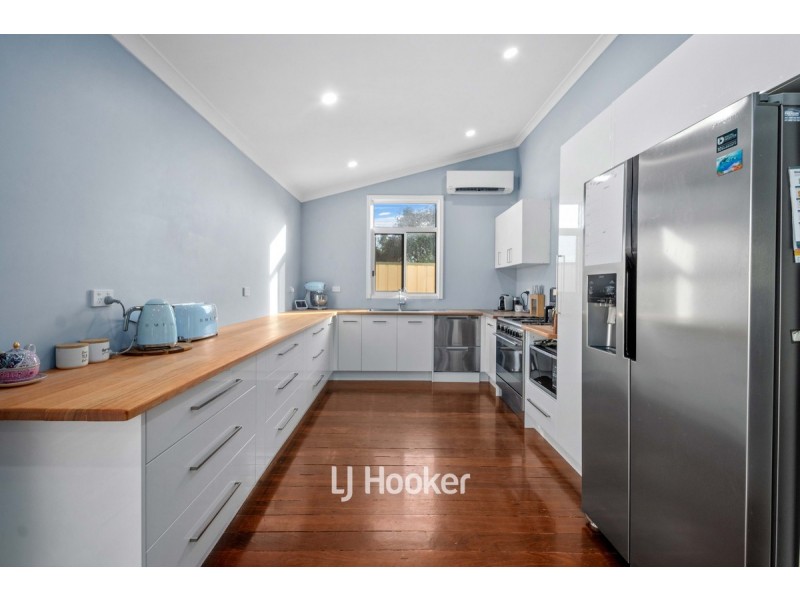 27 The Crescent, Brunswick WA 6224