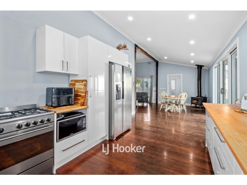 27 The Crescent, Brunswick WA 6224