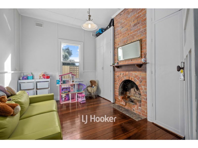 27 The Crescent, Brunswick WA 6224