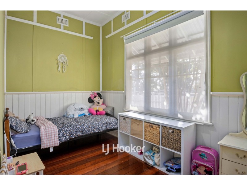 27 The Crescent, Brunswick WA 6224