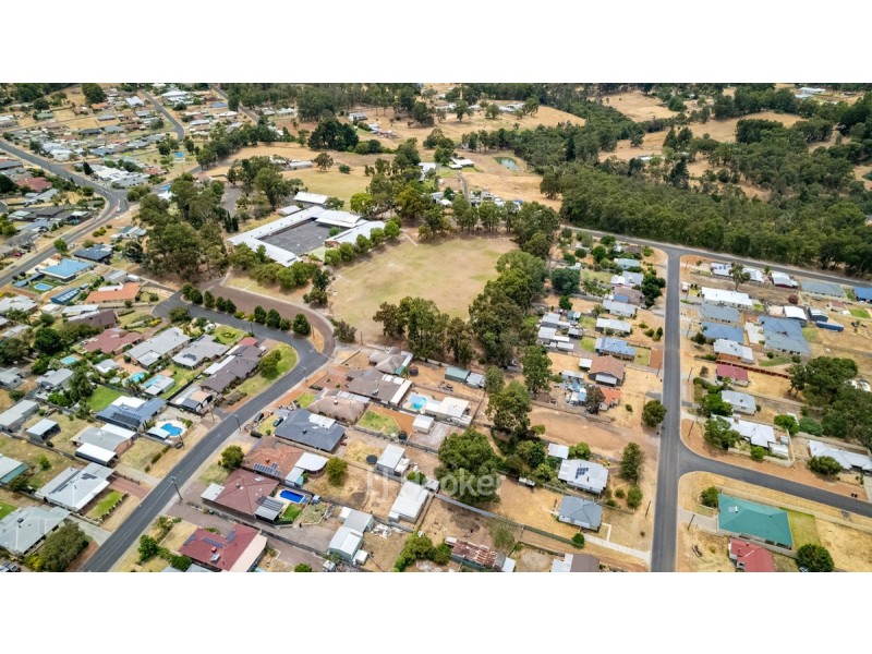28 Vernon Street, Collie WA 6225