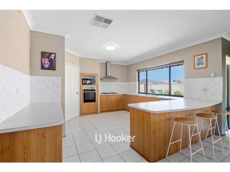30 Grandite Fairway, Australind WA 6233