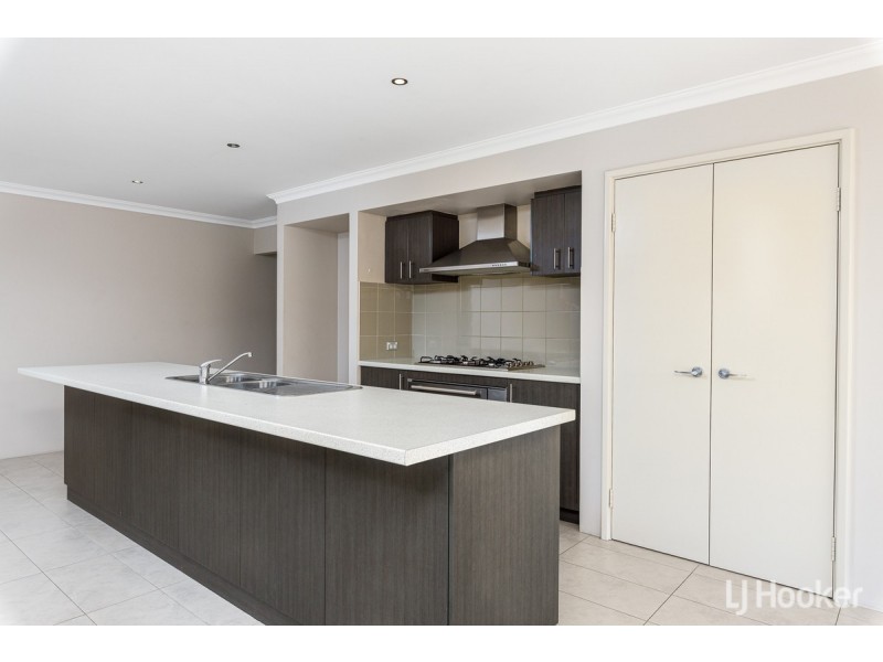 25 Rodondo Street, Dalyellup WA 6230