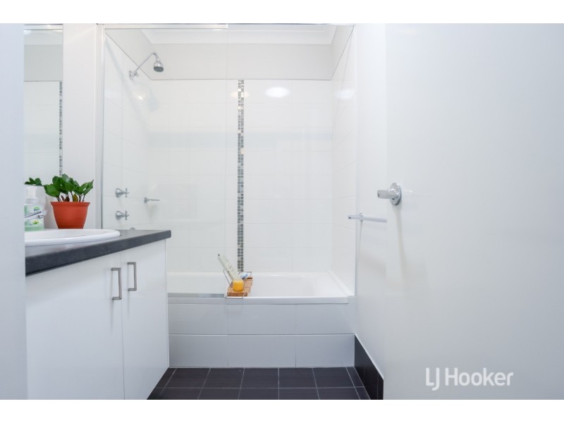 413 Parade Road, Dalyellup WA 6230