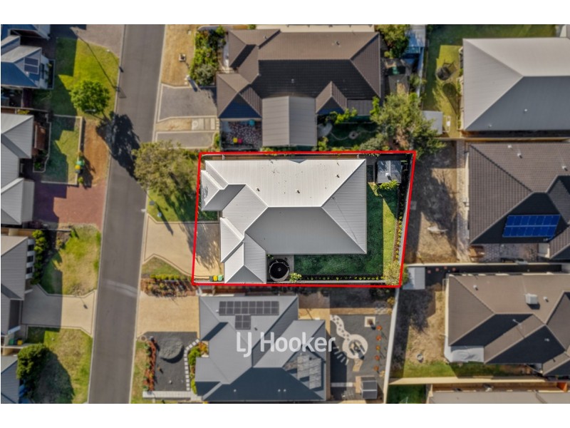 8 Claymore Loop, Dalyellup WA 6230