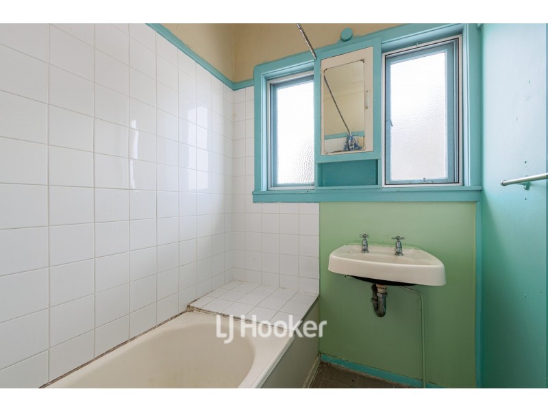 13 Cable Street, Collie WA 6225