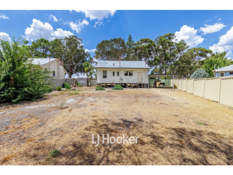 13 Cable Street, Collie WA 6225